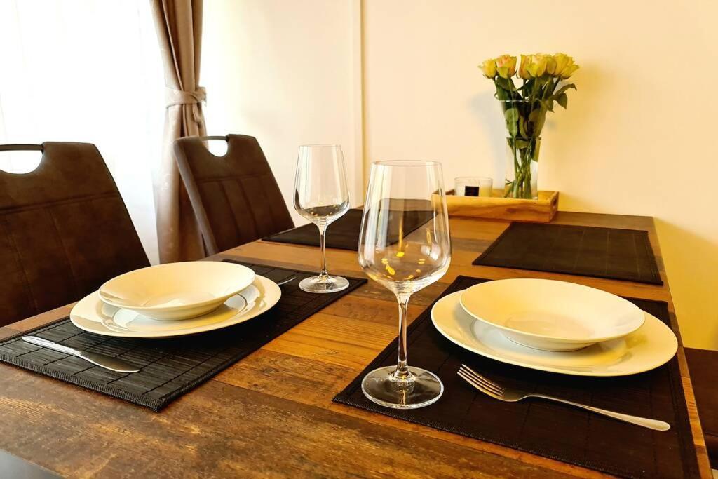 Rivulet 2 Bedroom Apartment Baden-Baden Eksteriør bilde